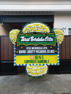 Papan Bunga Duka di Siempat Nempu Hilir